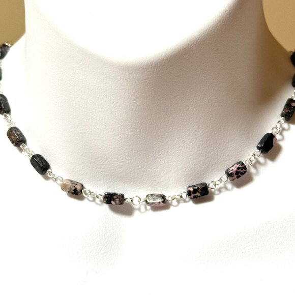 Genuine Gemstone Black Pink Rhodonite Adjustable Short Necklace - Picture 1 of 13